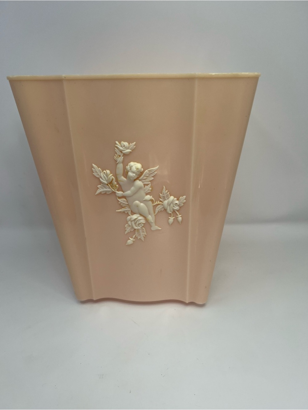 Vtg Schwarz Bros. Plastic Light Pink Cherub Angels Wastebasket Trash Can MCM